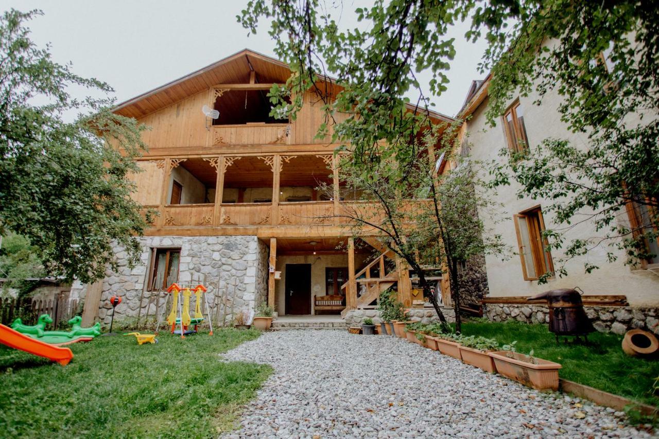 Larda Mestia Exterior photo