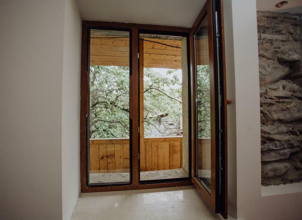 Larda Mestia Exterior photo